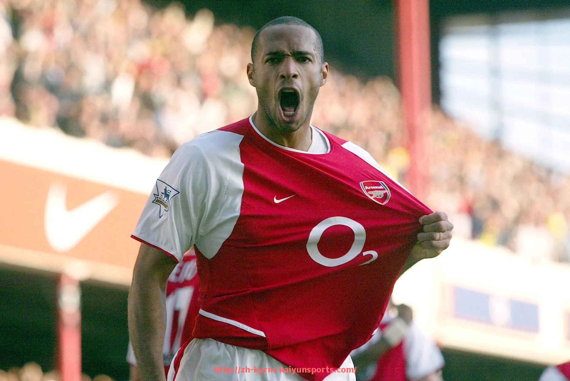 ky开云-英超转会中的天才球员条款解析及其影响分析